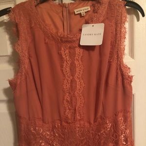 Gorgeous Long Lace accent dress